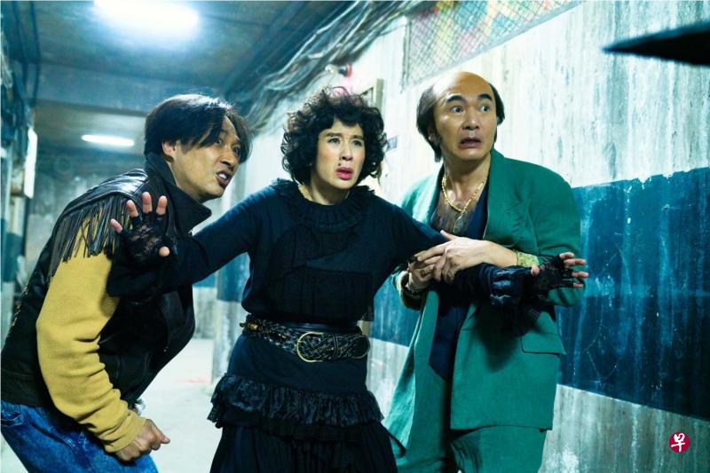 港式电影主题励志,不必看也知道:正义必胜。吴镇宇(左起)、吴君如与方中信。(《妖铃铃》剧照) 港式电影主题励志,不必看也知道:正义必胜。吴镇宇(左起)、吴君如与方中信。(《妖铃铃》剧照)