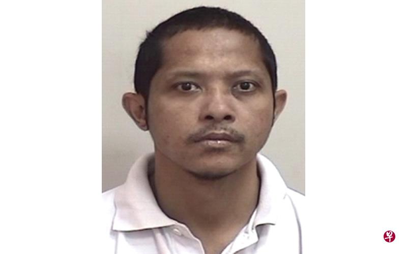 李约翰揍伤租车公司老板,还咬伤他的耳朵。(警方提供) 李约翰揍伤租车公司老板,还咬伤他的耳朵。(警方提供)