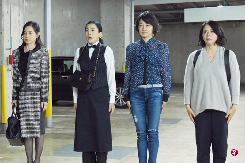 小泉今日子(右一)相隔16年再演出TBS剧《监狱公主》。左起为:森下爱子、坂井真纪、菅野美穗。(互联网) 小泉今日子(右一)相隔16年再演出TBS剧《监狱公主》。左起为:森下爱子、坂井真纪、菅野美穗。(互联网)
