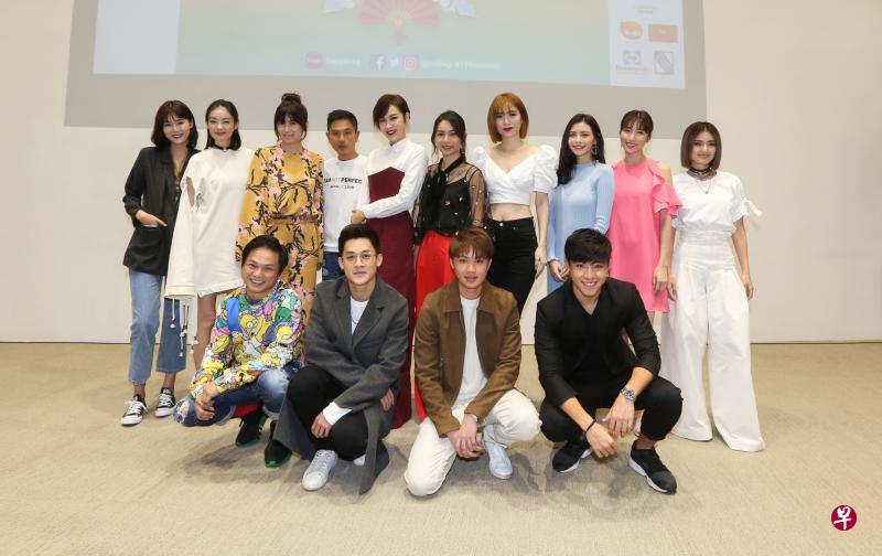 《118大团圆》众演员昨天在记者会亮相。(龙国雄摄) 《118大团圆》众演员昨天在记者会亮相。(龙国雄摄)