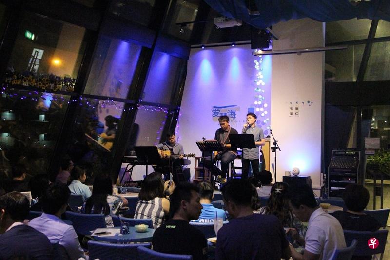 新加坡的音乐餐厅(档案照) 新加坡的音乐餐厅(档案照)