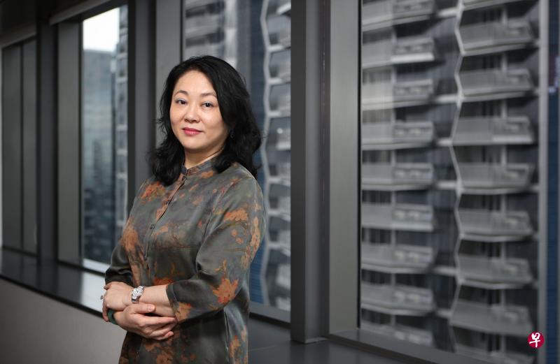 新海逸集团董事经理陈怀丹:这段时期是我接手新海逸以来购地行动最频密,收获不错。除了本地,集团也在研究美国、泰国与马来西亚等地的住宅与商业项目。(林泽锐摄) 新海逸集团董事经理陈怀丹:这段时期是我接手新海逸以来购地行动最频密,收获不错。除了本地,集团也在研究美国、泰国与马来西亚等地的住宅与商业项目。(林泽锐摄)