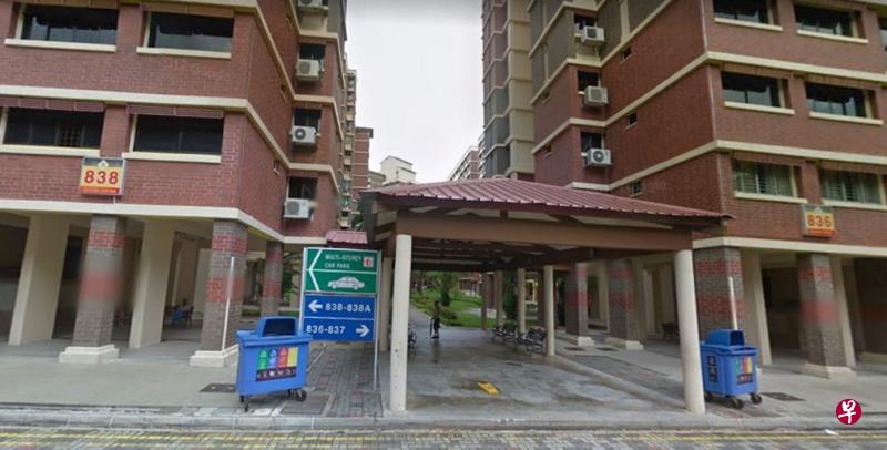居民希望当局能在后港地铁站和后港中路第836座、837座和838座组屋区之间建有盖走道。(谷歌地图) 居民希望当局能在后港地铁站和后港中路第836座、837座和838座组屋区之间建有盖走道。(谷歌地图)