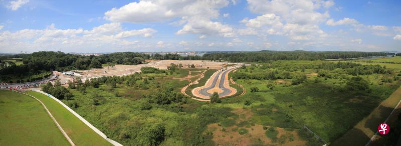 目前草木丛生的榜鹅北未来将转变成数码园区。裕廊集团日前已展开榜鹅数码园区的建筑工程,新加坡理工大学和商业园首批办公楼计划在2023年投入运作。(唐家鸿摄) 目前草木丛生的榜鹅北未来将转变成数码园区。裕廊集团日前已展开榜鹅数码园区的建筑工程,新加坡理工大学和商业园首批办公楼计划在2023年投入运作。(唐家鸿摄)