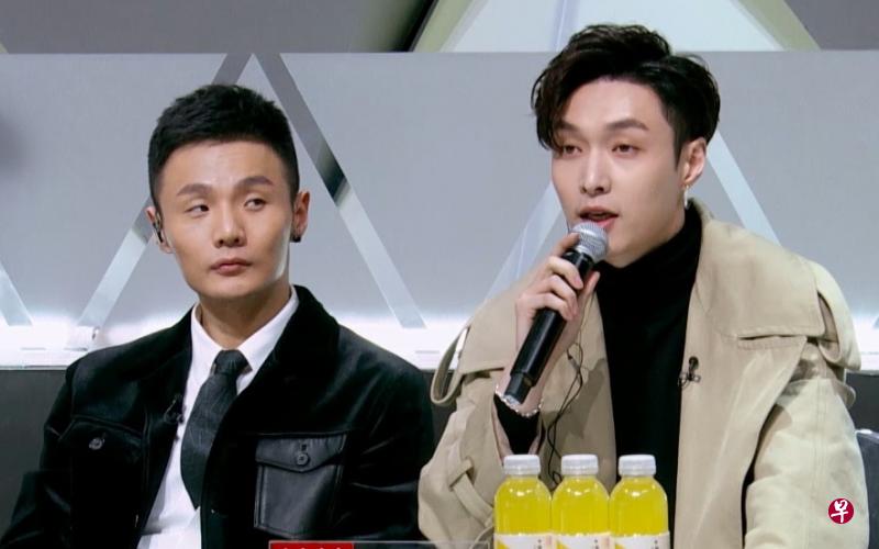 张艺兴(右)、李荣浩等导师的点评严格认真。 张艺兴(右)、李荣浩等导师的点评严格认真。