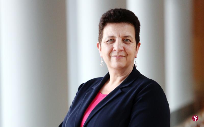 法国高等教育、研究与创新部长维达尔希望通过科技创新能再次为法国注入新活力。(谢智扬摄) 法国高等教育、研究与创新部长维达尔希望通过科技创新能再次为法国注入新活力。(谢智扬摄)