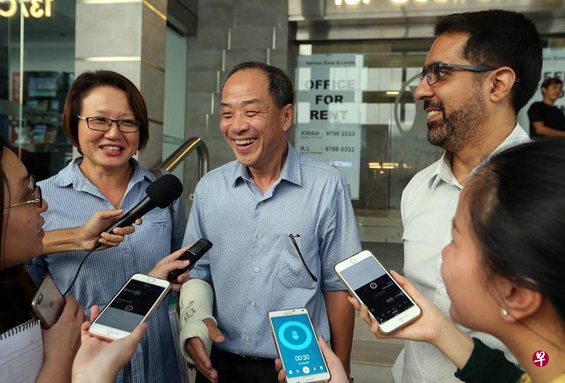 工人党将在4月8日选出新任秘书长。图为(左起)主席林瑞莲、现任党魁刘程强和呼声最高的毕丹星。(档案照) 工人党将在4月8日选出新任秘书长。图为(左起)主席林瑞莲、现任党魁刘程强和呼声最高的毕丹星。(档案照)