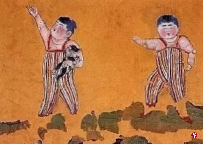1972年出土于新疆高昌古墓的一件初唐绢画《双童图》残片,画中儿童手抱的小狗,是目前所见最早的猧子或拂菻狗图像(上图)。名画《簪花仕女图》卷上也有两只猧子(下二图),说明宫廷民间都流行养宠物狗。 1972年出土于新疆高昌古墓的一件初唐绢画《双童图》残片,画中儿童手抱的小狗,是目前所见最早的猧子或拂菻狗图像(上图)。名画《簪花仕女图》卷上也有两只猧子(下二图),说明宫廷民间都流行养宠物狗。