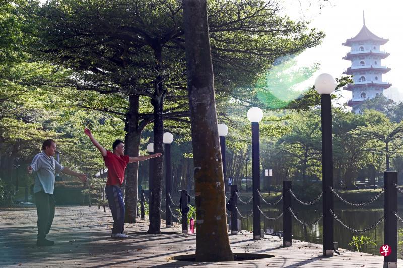 政府将拨款2.5亿元资助三个研究和创新项目,让城市更宜居和环境更可持续,助推我国成为宜居的绿色智慧城市。(邝启聪摄) 政府将拨款2.5亿元资助三个研究和创新项目,让城市更宜居和环境更可持续,助推我国成为宜居的绿色智慧城市。(邝启聪摄)