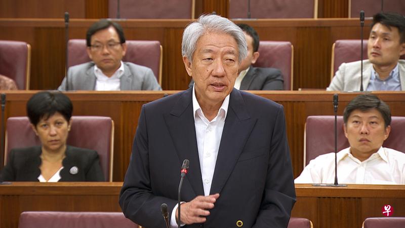 张志贤说,尽管计算部长年薪的基准自2011年以来已上涨约9%,但政府认为仍须进一步观察,现阶段将继续冻结部长年薪。(档案照) 张志贤说,尽管计算部长年薪的基准自2011年以来已上涨约9%,但政府认为仍须进一步观察,现阶段将继续冻结部长年薪。(档案照)
