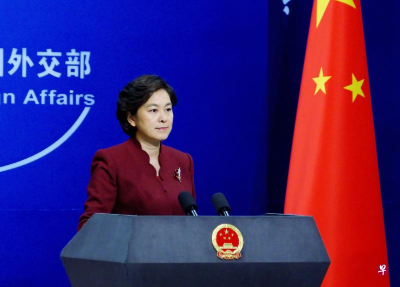 中国外交部发言人华春莹3日在例行记者会上批评美国对大多数进口的铝产品和钢材采取上百起的双反措施,进行了过度的保护。(中新社) 中国外交部发言人华春莹3日在例行记者会上批评美国对大多数进口的铝产品和钢材采取上百起的双反措施,进行了过度的保护。(中新社)