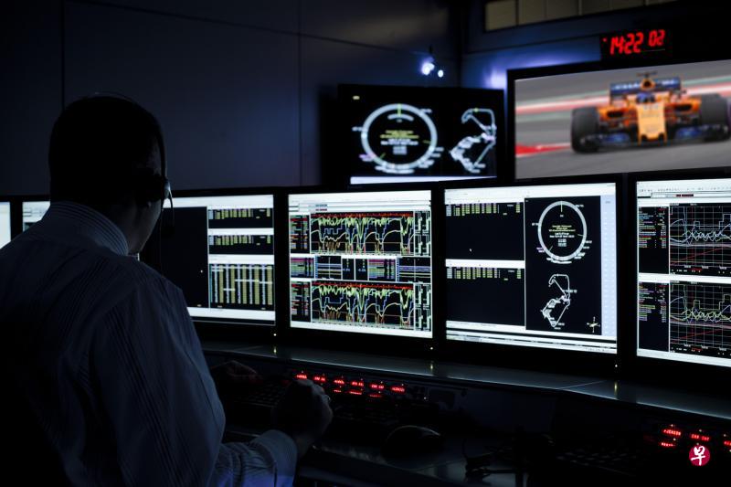 SMRT—迈凯伦团队将在今年较迟时候,在一列试验列车上安装器材,实时监督电动马达、制动器、气动系统及变速箱的操作情况。(SMRT提供) SMRT—迈凯伦团队将在今年较迟时候,在一列试验列车上安装器材,实时监督电动马达、制动器、气动系统及变速箱的操作情况。(SMRT提供)