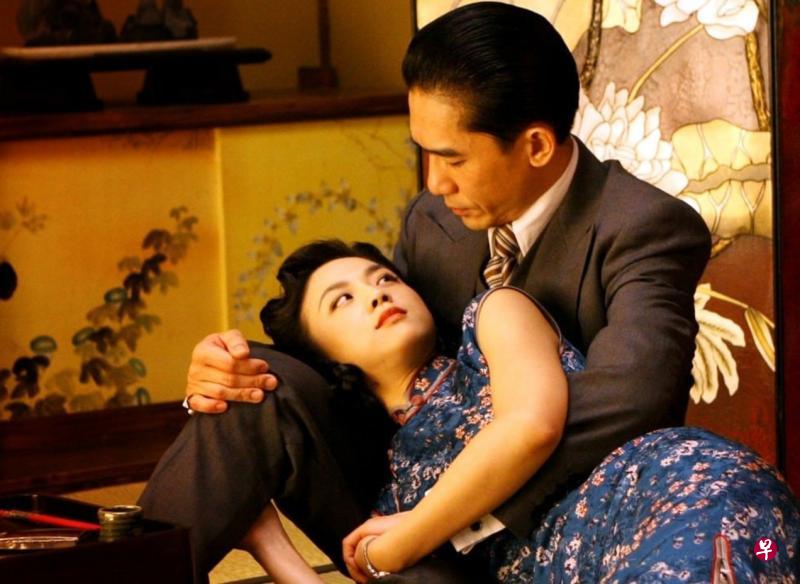 官委议员甘尼斯惹加南提到,2007年在本地上映的电影《色,戒》先后推出NC16和R21两个级别版本,迎合消费者不同需求。(互联网) 官委议员甘尼斯惹加南提到,2007年在本地上映的电影《色,戒》先后推出NC16和R21两个级别版本,迎合消费者不同需求。(互联网)