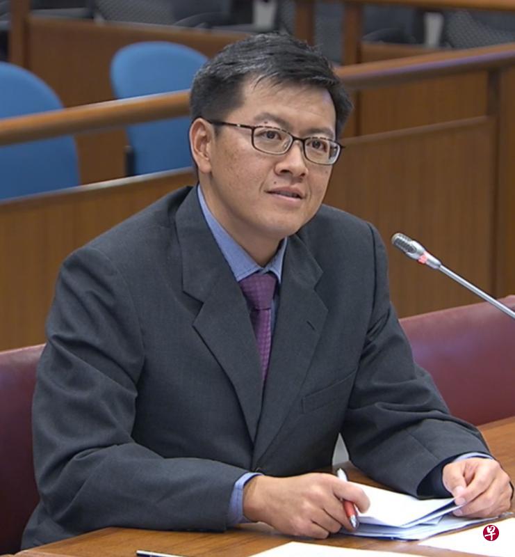 陈庆文认为,虽然国外案例有参考价值,但我们也应了解我国自身的环境,不要“选错了治疗方法加重病情”。(取自gov.sg) 陈庆文认为,虽然国外案例有参考价值,但我们也应了解我国自身的环境,不要“选错了治疗方法加重病情”。(取自gov.sg)