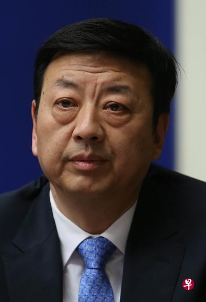 冯新柱严重违纪被开除党籍和公职。(中新社档案照片) 冯新柱严重违纪被开除党籍和公职。(中新社档案照片)
