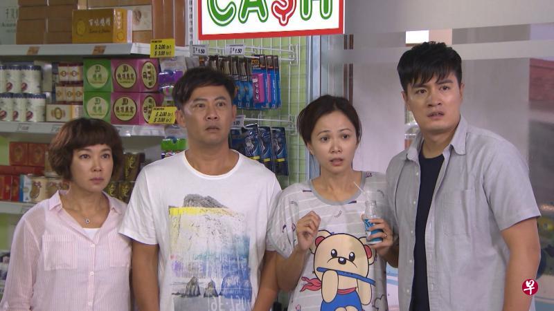 钟琴（左起）的大弟姚彣隆与徐绮是一对活宝夫妻；张振寰演的二弟因病变哑巴。（新传媒提供）