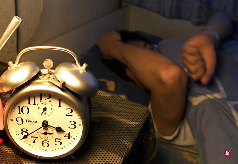 经常难以入眠或从梦中醒来,有可能是肾亏的表现。(档案照) 经常难以入眠或从梦中醒来,有可能是肾亏的表现。(档案照)