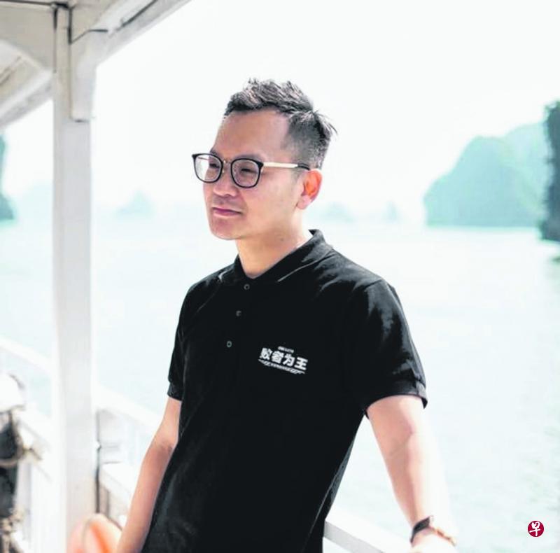 马逸腾当年曾为梁志强的《老师嫁老大》做过电影音乐。 马逸腾当年曾为梁志强的《老师嫁老大》做过电影音乐。