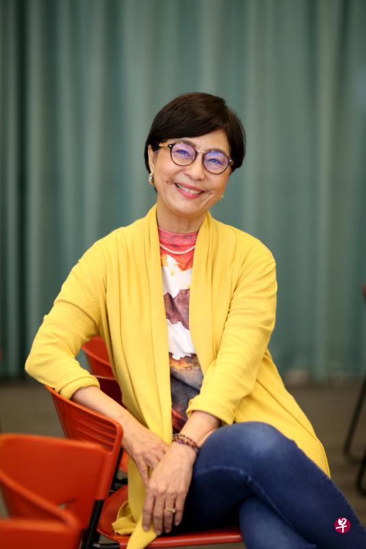 永乐多斯通过“永乐教室”发现小孩的问题其实来自家庭。 永乐多斯通过“永乐教室”发现小孩的问题其实来自家庭。