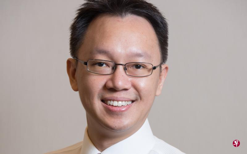 负责金文泰区事务的裕廊集选区议员陈有明医生,前晚遭袭击。(档案照片) 负责金文泰区事务的裕廊集选区议员陈有明医生,前晚遭袭击。(档案照片)