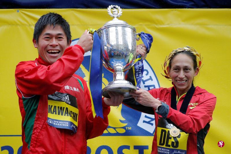 日本选手川内优辉(左)与美国女将德西蕾分别赢得男女组冠军。(路透社) 日本选手川内优辉(左)与美国女将德西蕾分别赢得男女组冠军。(路透社)