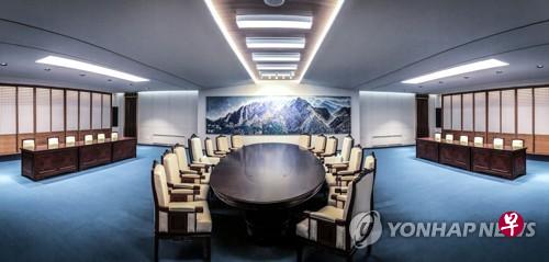 青瓦台发布的韩朝首脑会谈场地内部图。(韩联社)
青瓦台发布的韩朝首脑会谈场地内部图。(韩联社)