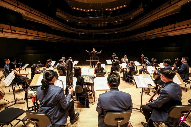 鼎艺团多年来委托各地作曲家创作华乐室内乐作品,为这个编制累积曲目。(档案照) 鼎艺团多年来委托各地作曲家创作华乐室内乐作品,为这个编制累积曲目。(档案照)