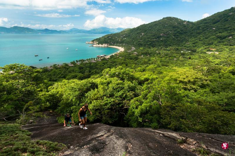 宁凡湾坐拥无敌的原生山林，有不同难度系数的山林步道供住客选择。