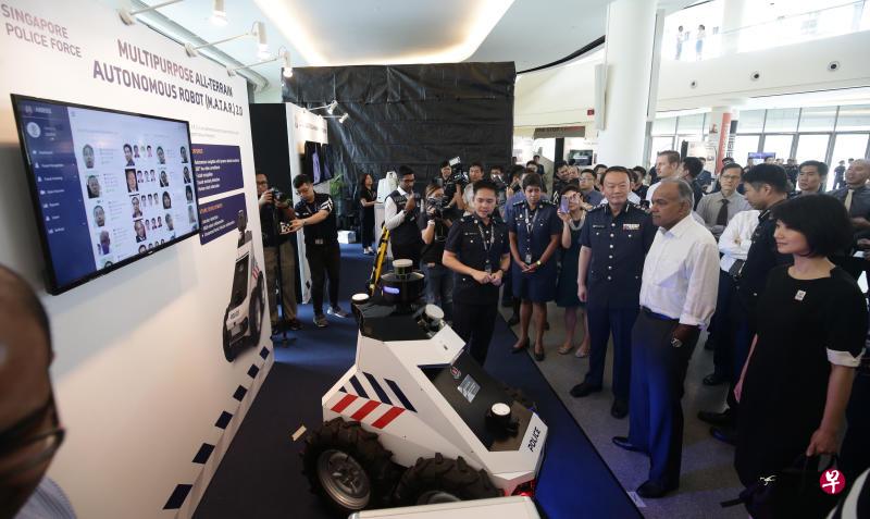 内政部长兼律政部长尚穆根提醒,不可将公众给予警方的信任视为理所当然。(陈渊庄摄) 内政部长兼律政部长尚穆根提醒,不可将公众给予警方的信任视为理所当然。(陈渊庄摄)