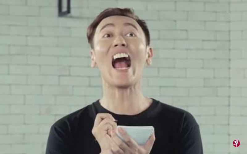 Ah Boy赖宇涵为马国网络剧当“龅牙男”。(互联网) Ah Boy赖宇涵为马国网络剧当“龅牙男”。(互联网)