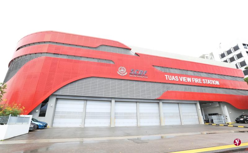 22岁民防部队服役人员郭俨进中士日前在大士景消防局庆祝退伍的整人活动中,因坠入泵井不幸丢命。(档案照) 22岁民防部队服役人员郭俨进中士日前在大士景消防局庆祝退伍的整人活动中,因坠入泵井不幸丢命。(档案照)