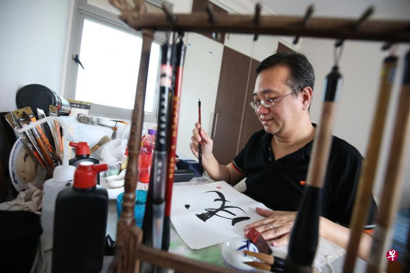 视障者佘克华将举行第一个画展。(档案照) 视障者佘克华将举行第一个画展。(档案照)