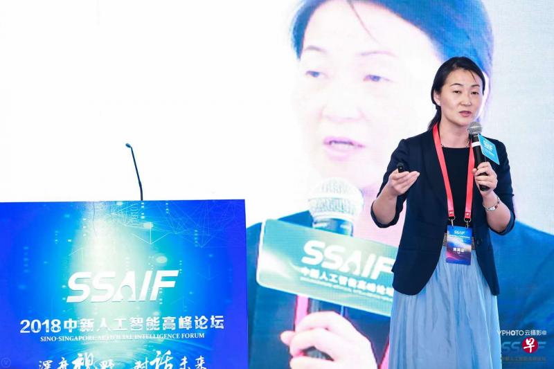 联想副总裁徐飞玉指出,人工智能竞争是数据、知识和人才的战争。(新加坡南京生态科技岛提供) 联想副总裁徐飞玉指出,人工智能竞争是数据、知识和人才的战争。(新加坡南京生态科技岛提供)