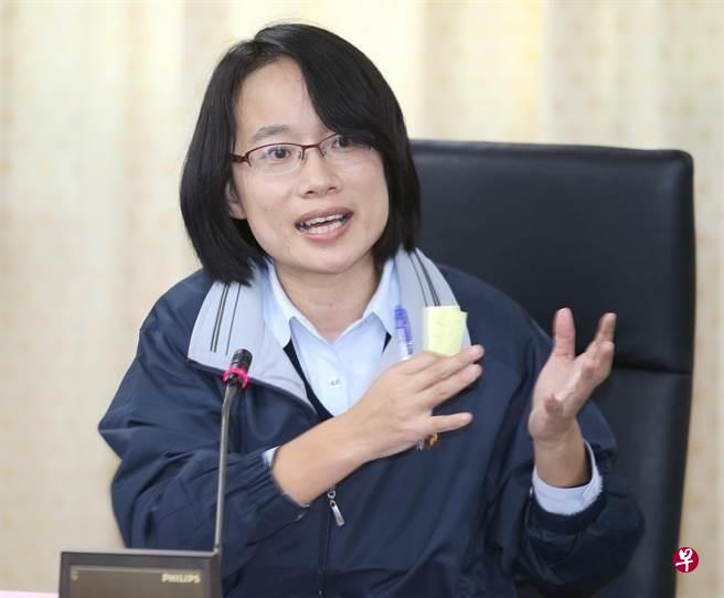 社运出身的台北农产运销公司总经理吴音宁被形容为“误闯政治丛林的小白兔”,但她自认是生命力强韧的野兔。(互联网) 社运出身的台北农产运销公司总经理吴音宁被形容为“误闯政治丛林的小白兔”,但她自认是生命力强韧的野兔。(互联网)