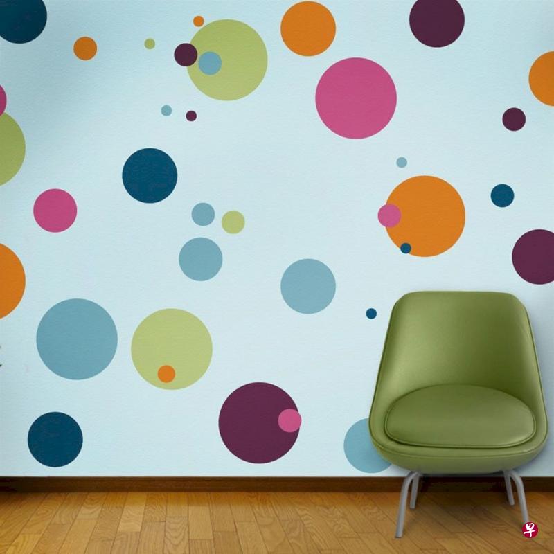 墙壁若发霉须及时处理。(互联网) 墙壁若发霉须及时处理。(互联网)