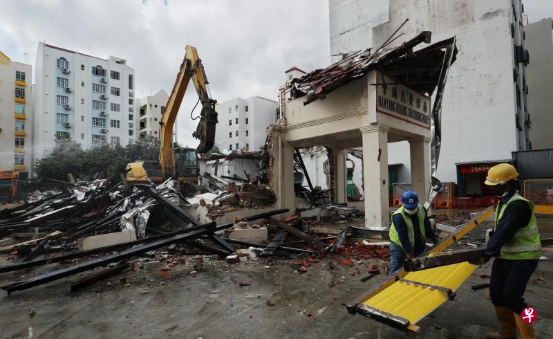 徐悲鸿在南洋期间的最重要画室与居所“江夏堂”,昨天早上被夷为平地。(林泽锐摄) 徐悲鸿在南洋期间的最重要画室与居所“江夏堂”,昨天早上被夷为平地。(林泽锐摄)