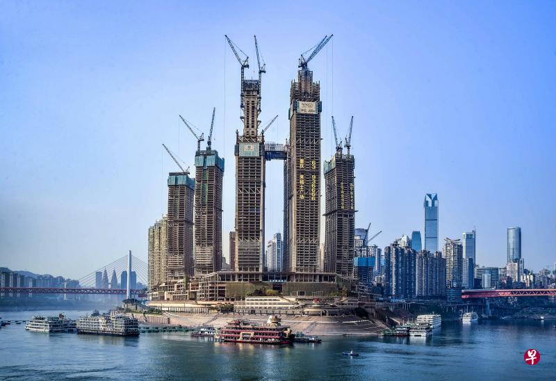 重庆来福士广场是凯德集团最大型与复杂的综合项目,明年将分阶段开业。商场将同集团拟在重庆新牌坊开发的商场相辅相成。(凯德集团提供) 重庆来福士广场是凯德集团最大型与复杂的综合项目,明年将分阶段开业。商场将同集团拟在重庆新牌坊开发的商场相辅相成。(凯德集团提供)