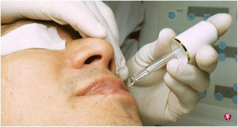 美容院销售员用高压销售手法,阿伯花3510元买美容产品。(示意档案照) 美容院销售员用高压销售手法,阿伯花3510元买美容产品。(示意档案照)