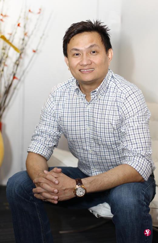 沈茂强:“企业家的心酸无人知,员工大不了东家不打打西家,当老板的则潇洒不起来,资金不足就得再找钱,都希望能把生意搞起来。”(档案照片) 沈茂强:“企业家的心酸无人知,员工大不了东家不打打西家,当老板的则潇洒不起来,资金不足就得再找钱,都希望能把生意搞起来。”(档案照片)