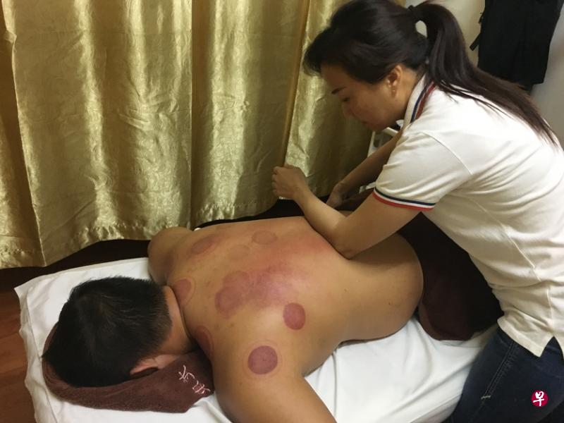 龙康中医创立至今拥有近19年的实践治疗经验。(龙康中医提供) 龙康中医创立至今拥有近19年的实践治疗经验。(龙康中医提供)