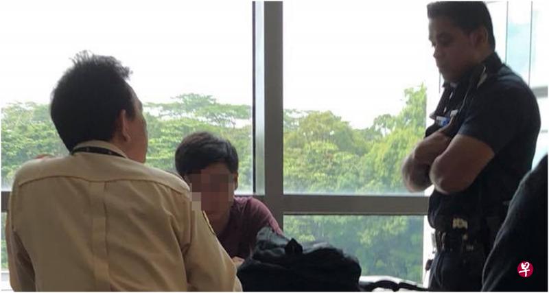 受害女生在面簿上叙述事发经过,同时也附上男生接受调查人员盘问时的照片。(取自面簿) 受害女生在面簿上叙述事发经过,同时也附上男生接受调查人员盘问时的照片。(取自面簿)