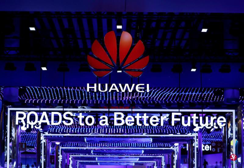 2018年2月26日,中国华为公司在西班牙巴塞罗那举行的世界移动器材大会上所设的展销处。(路透社) 2018年2月26日,中国华为公司在西班牙巴塞罗那举行的世界移动器材大会上所设的展销处。(路透社)
