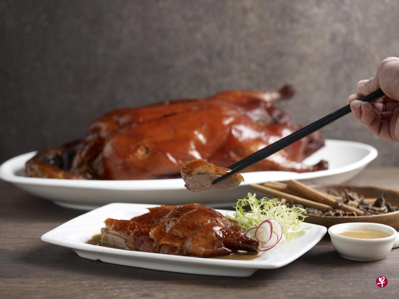 金牌烤肥鸭精选爱尔兰鸭。(餐馆提供照片) 金牌烤肥鸭精选爱尔兰鸭。(餐馆提供照片)