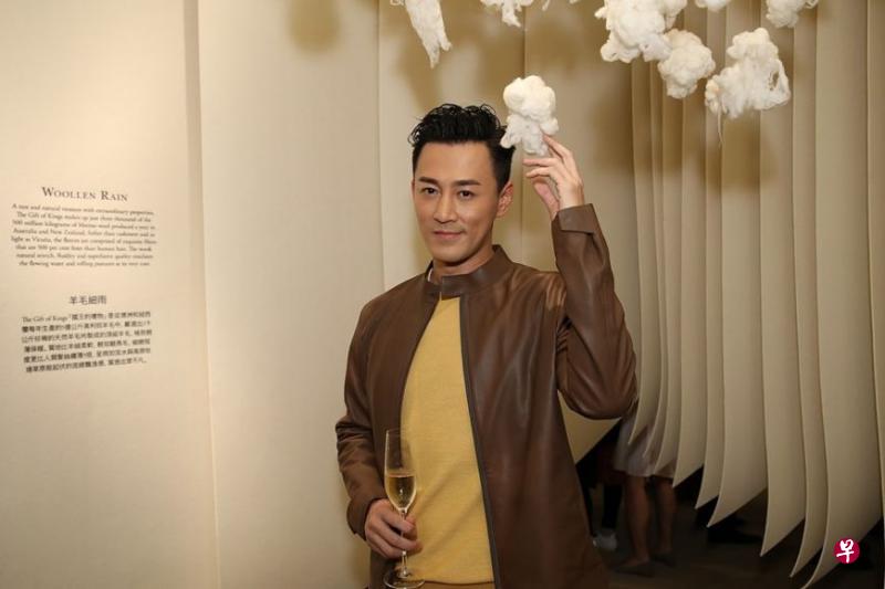 古天乐签下佘诗曼、林峰等艺人。 古天乐签下佘诗曼、林峰等艺人。