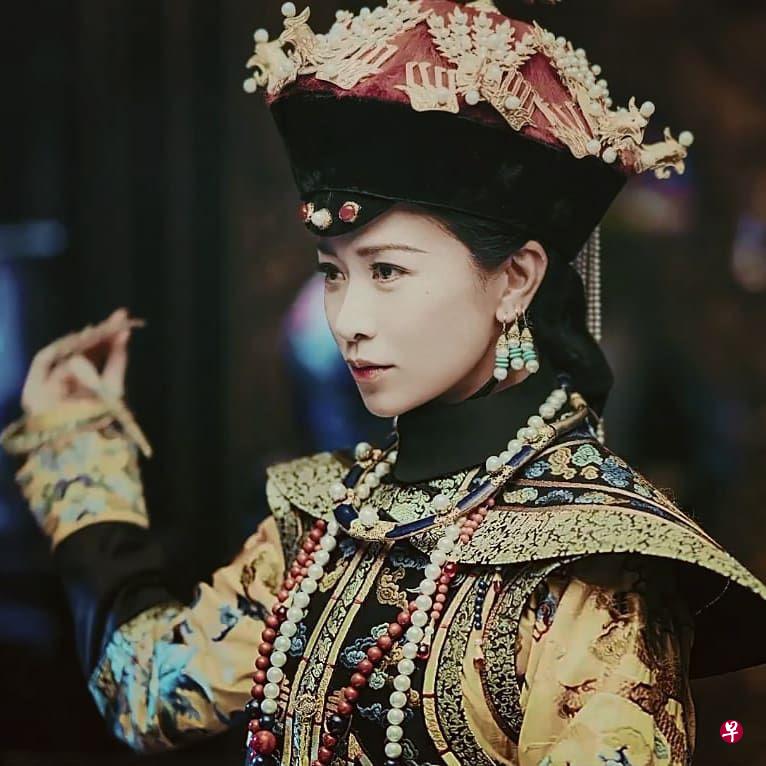 “娴妃”一角让佘诗曼名利双收。(网络图) “娴妃”一角让佘诗曼名利双收。(网络图)