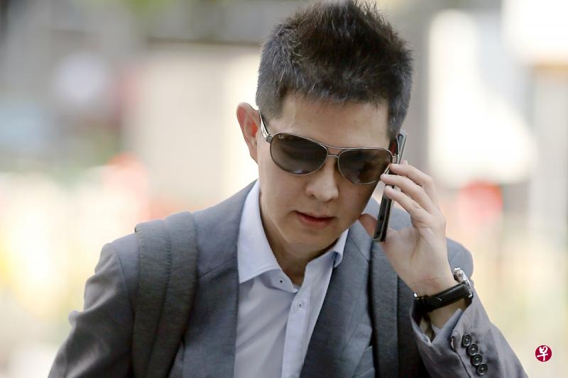 被告曾增在逃亡17年后落网,他面对12项控状,控方以其中五项进行审讯。(海峡时报) 被告曾增在逃亡17年后落网,他面对12项控状,控方以其中五项进行审讯。(海峡时报)