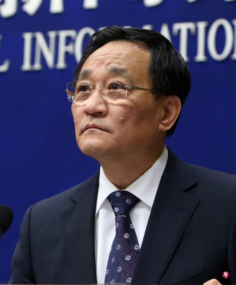 原国家食品药品监督管理总局党组成员、副局长吴浈也于本月落马。(档案照) 原国家食品药品监督管理总局党组成员、副局长吴浈也于本月落马。(档案照)