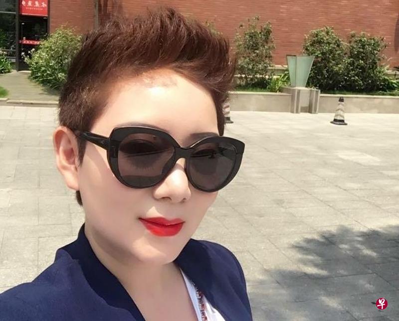 许康在食阁里因并桌而发生争执,结果出手打人,被罚款2800元。(互联网) 许康在食阁里因并桌而发生争执,结果出手打人,被罚款2800元。(互联网)