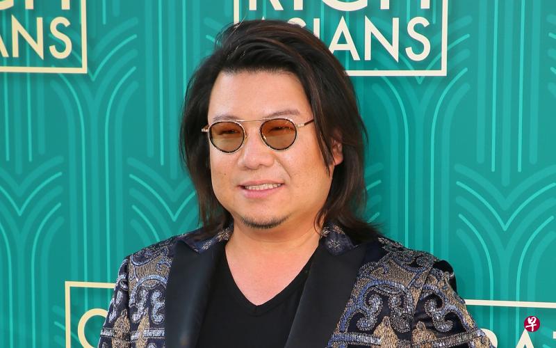 在新加坡出生的《疯狂富豪》小说作者关凯文因逃兵抵触国民服役征召法令。(法新社) 在新加坡出生的《疯狂富豪》小说作者关凯文因逃兵抵触国民服役征召法令。(法新社)