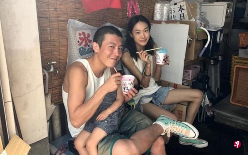 秦舒培(右)为陈冠希生下一个女儿。(互联网) 秦舒培(右)为陈冠希生下一个女儿。(互联网)